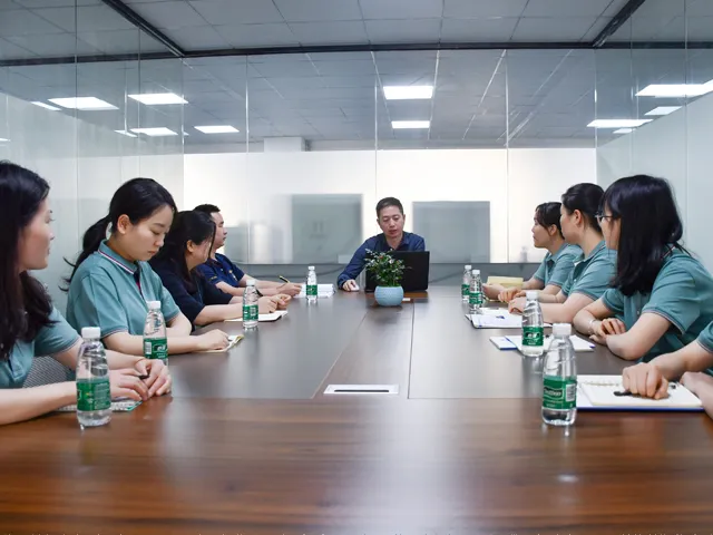 Aerospace อิเล็กทรอนิกส์เร่งเครื่องจักรบรรยากาศ UV ห้องทดสอบการแก่ 10